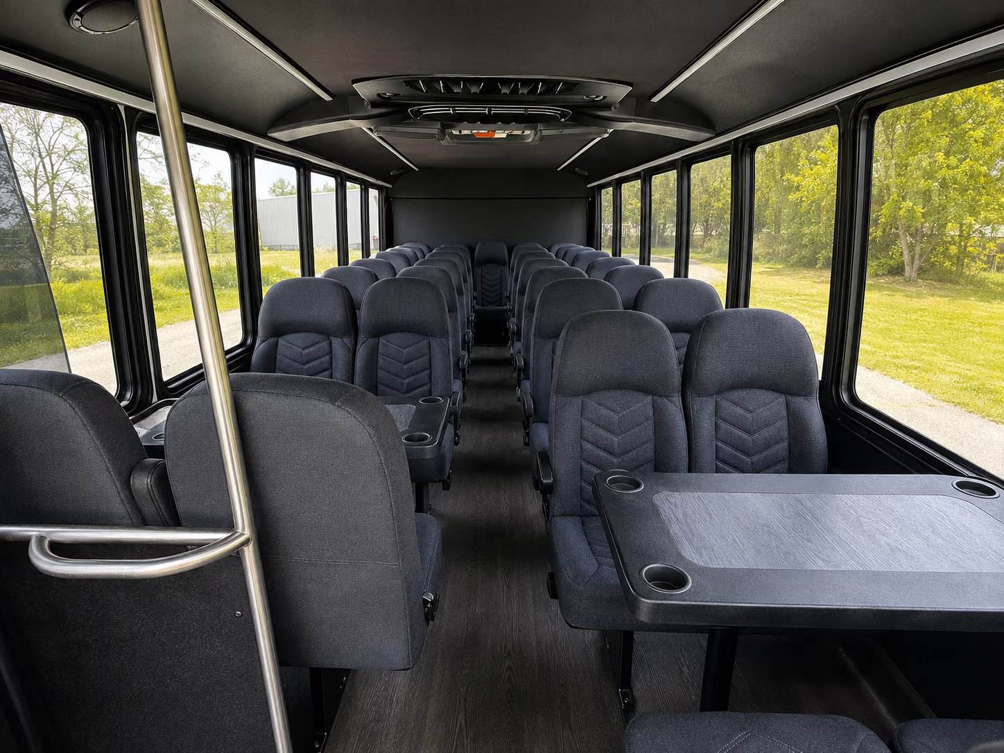 charter buses for large redmond wedding receptions and venue transfers