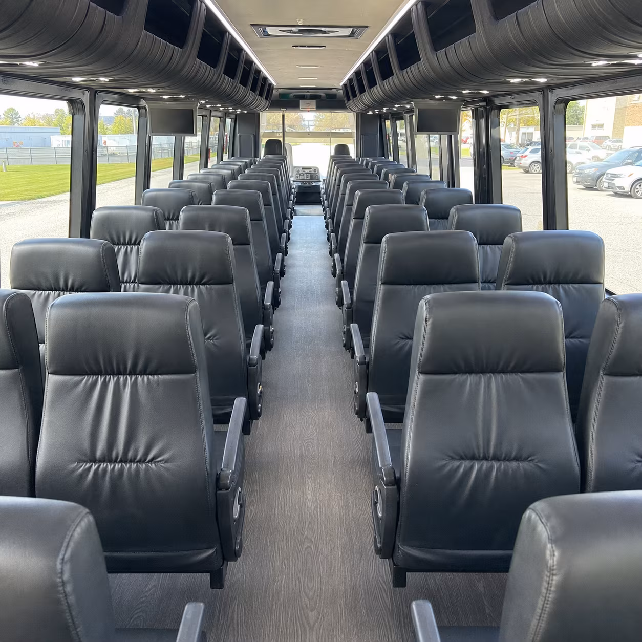 does the day of the week or the date change what a bus rental costs in redmond