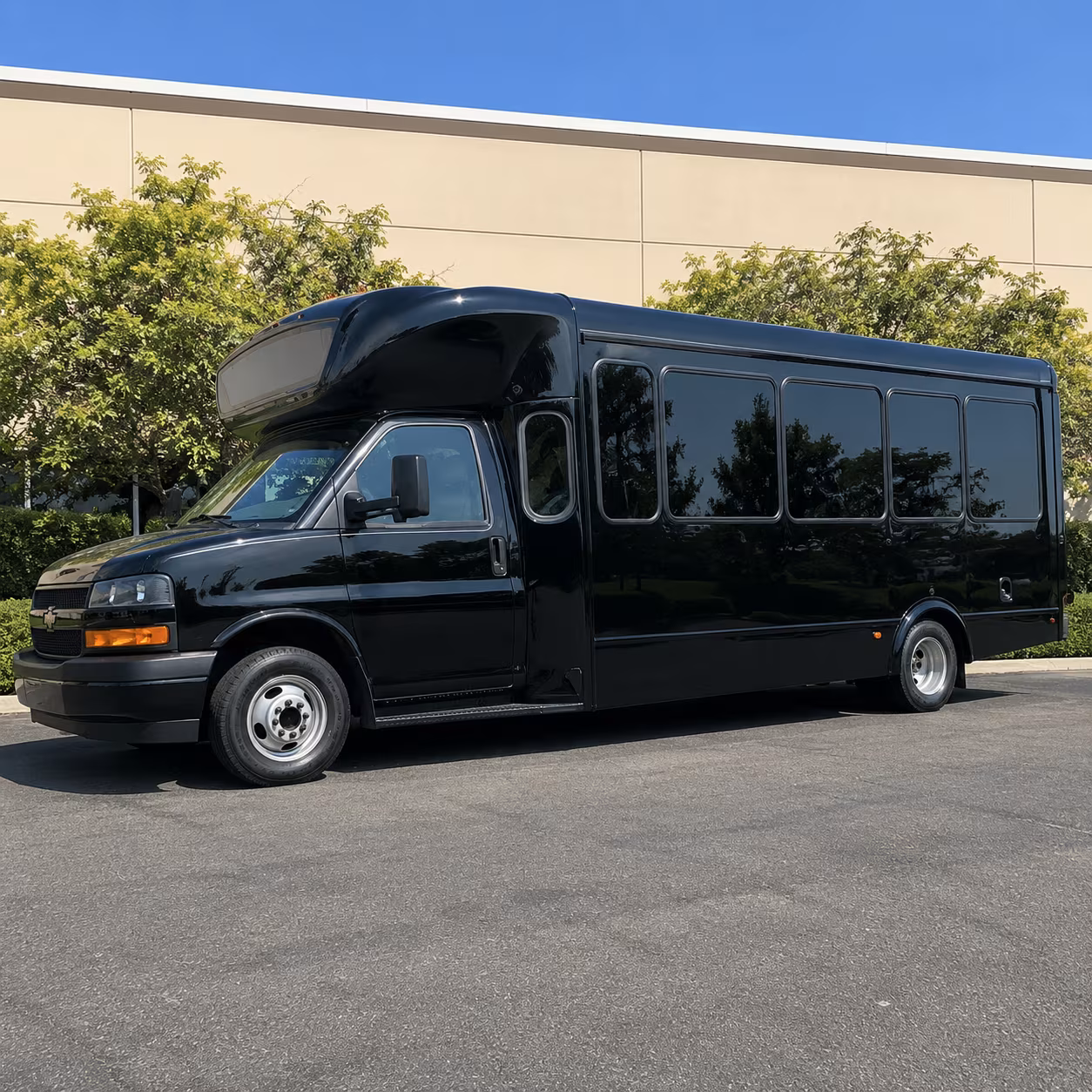party buses for redmond and kirkland wedding parties