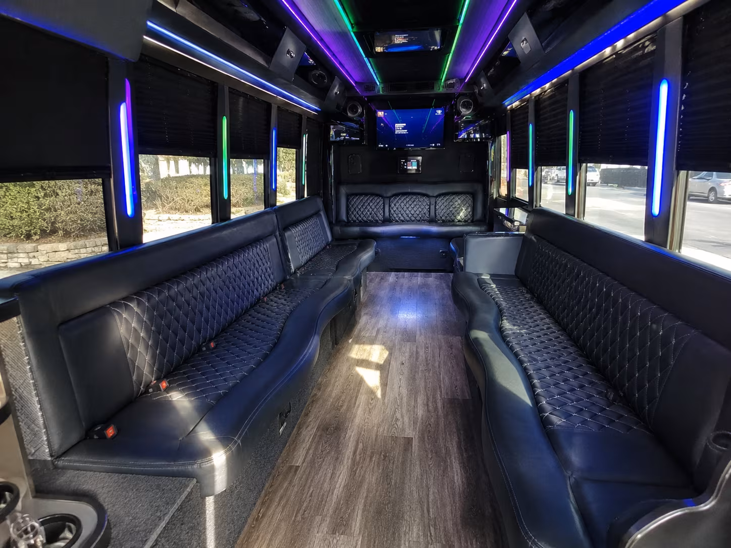 redmond 15 passenger party bus interior