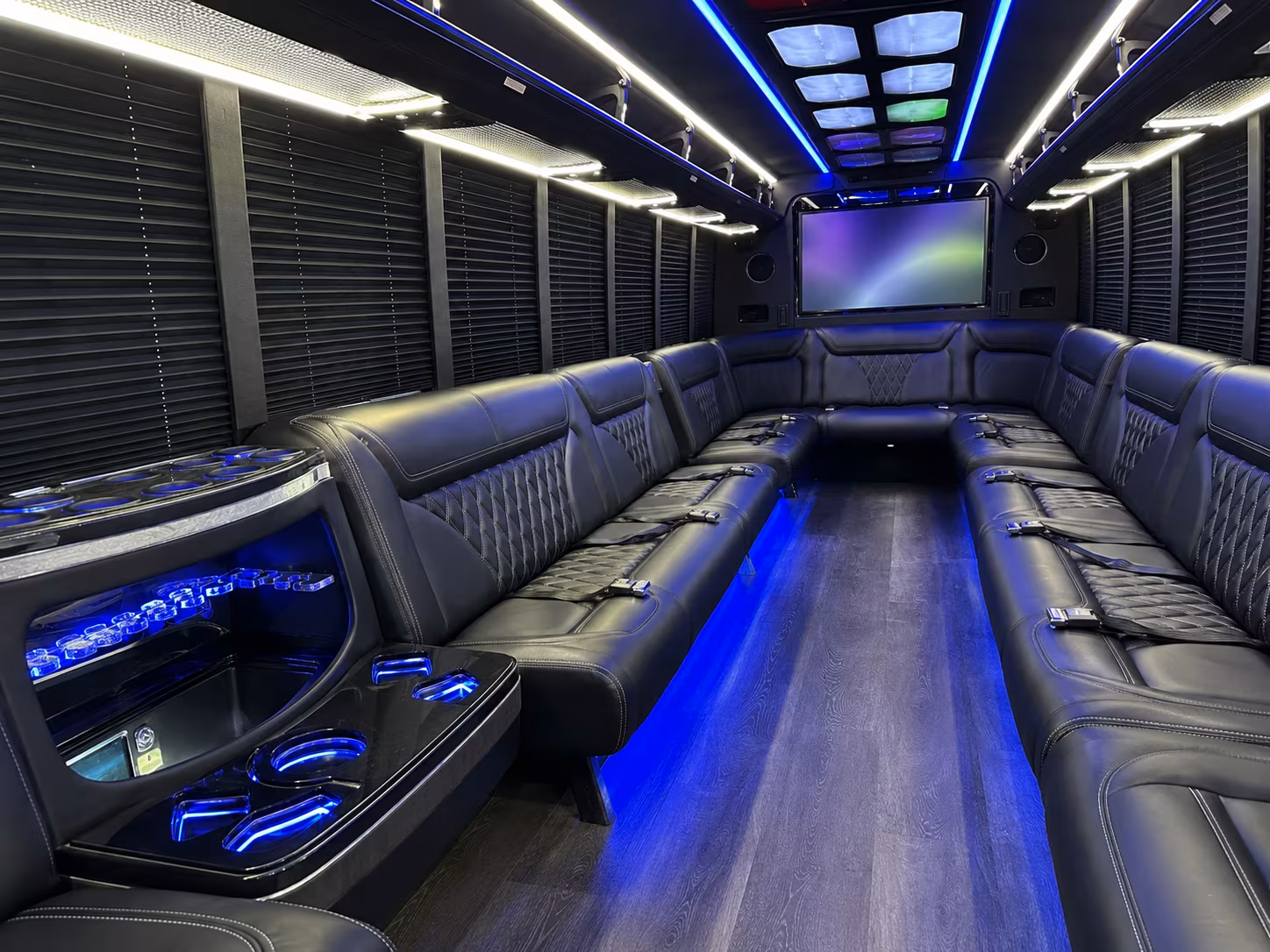 redmond 20 passenger party bus inside