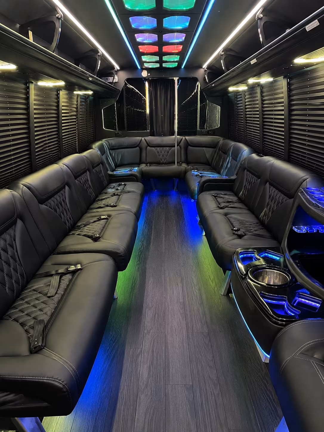 redmond 20 passenger party bus interior