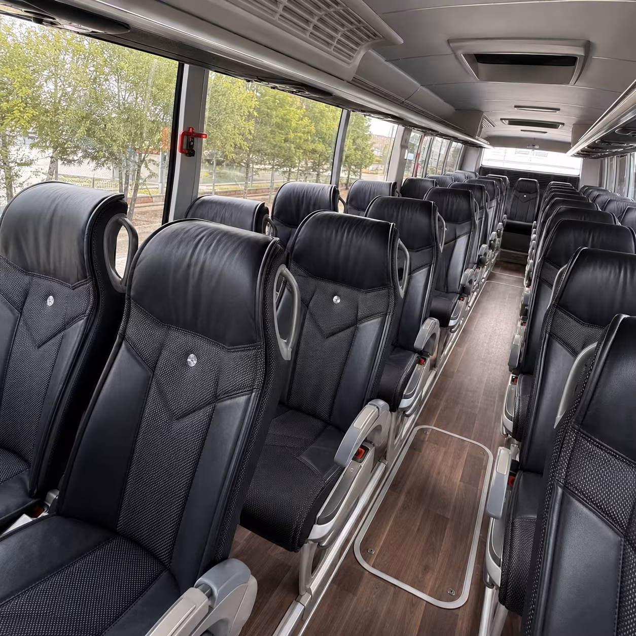 redmond bus rental service area