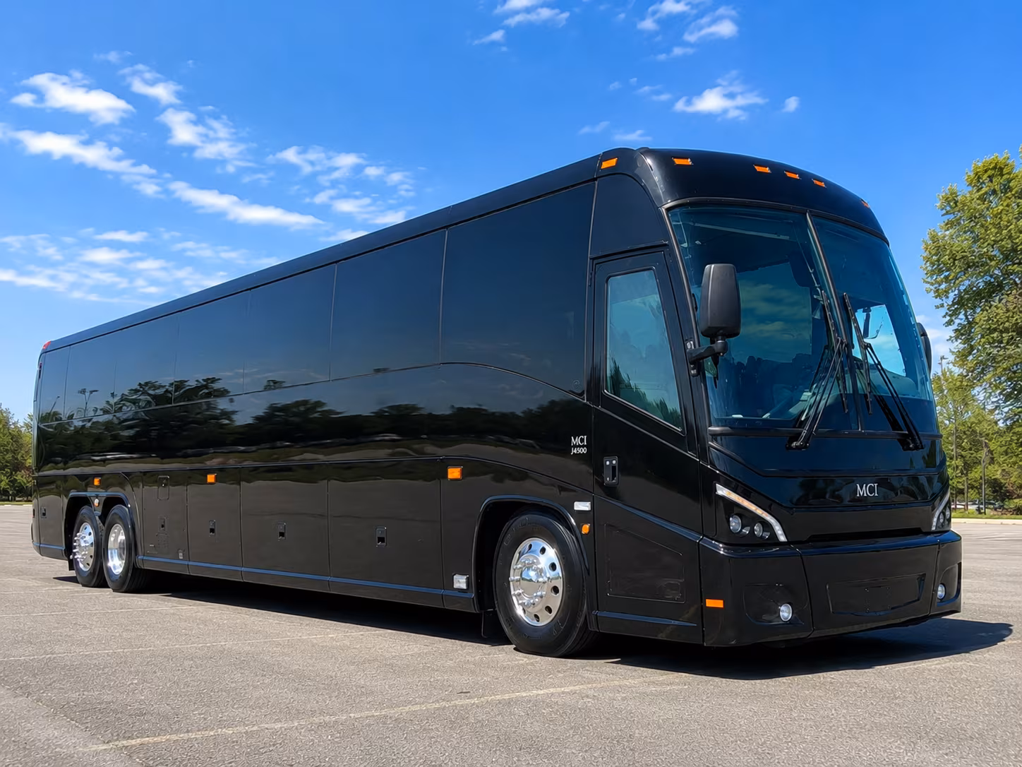 redmond charter bus rentals for long distance corporate retreats