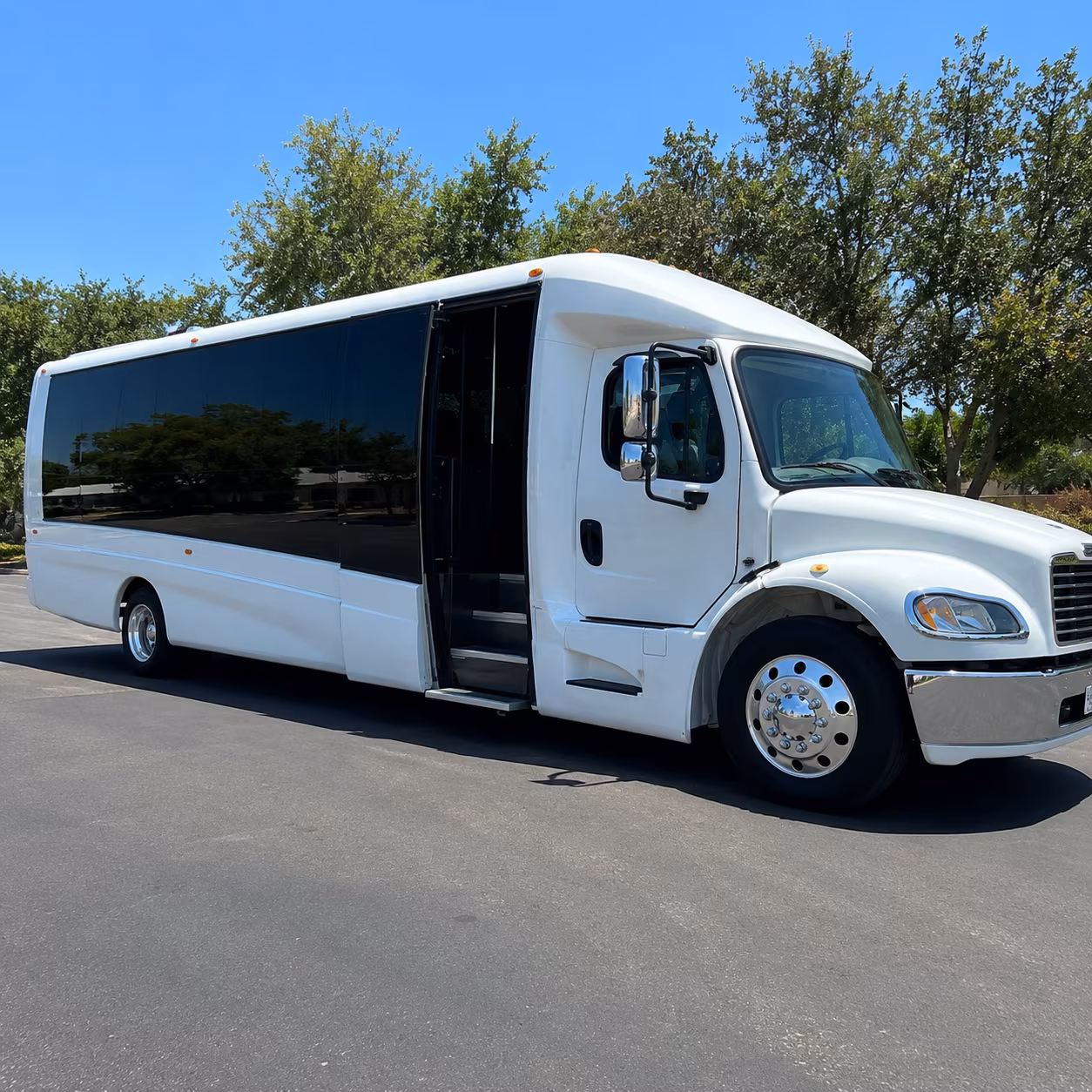 school field trip and academic event buses in redmond